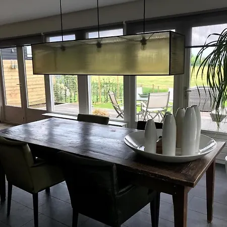 Villa Twisk Apartman *